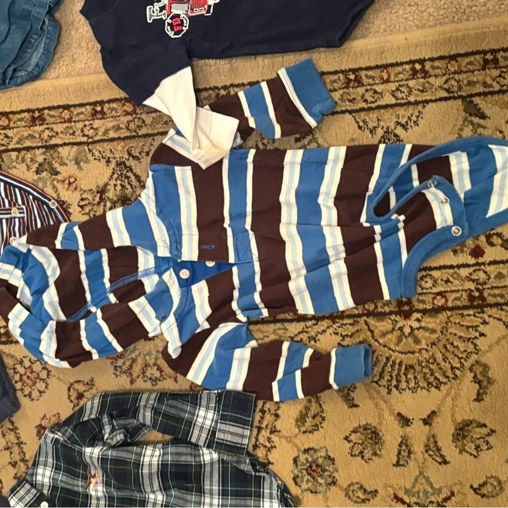 Baby Clothing Set with Stripes and Plaid lot of 8 sizes ranging from 6-12 months - Picture 5 of 13